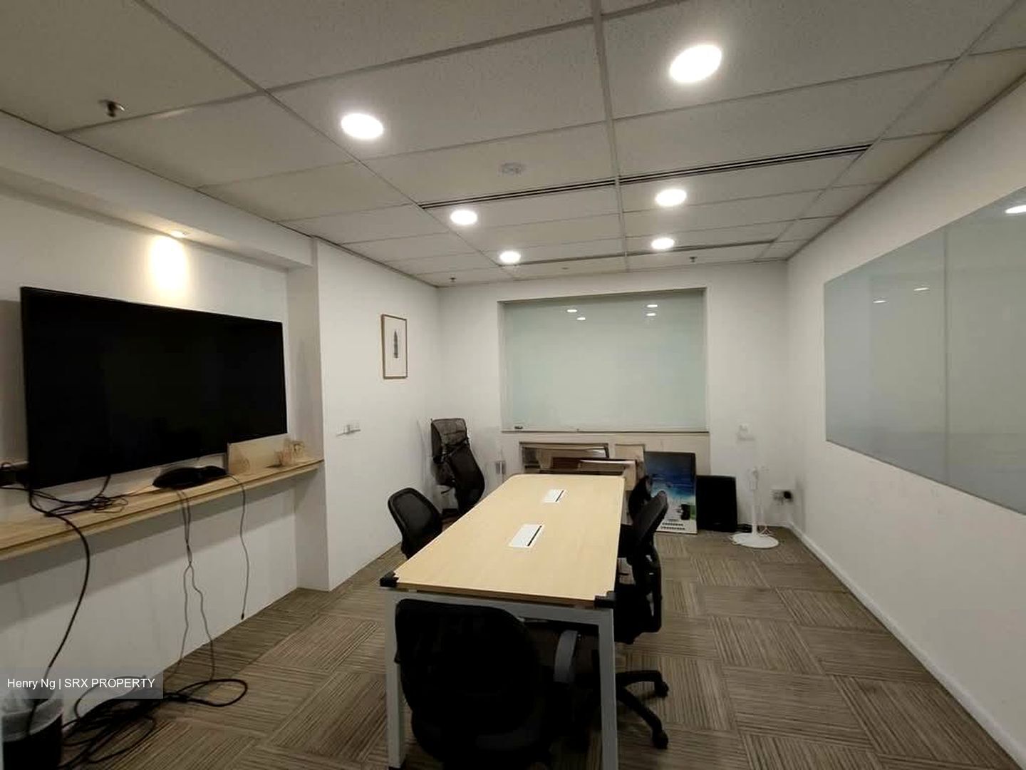 Robinson 112 (D1), Office #602216171